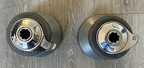 Lewmar Ocean Self-Tailing Winch 40 Pair Used, Aluminum