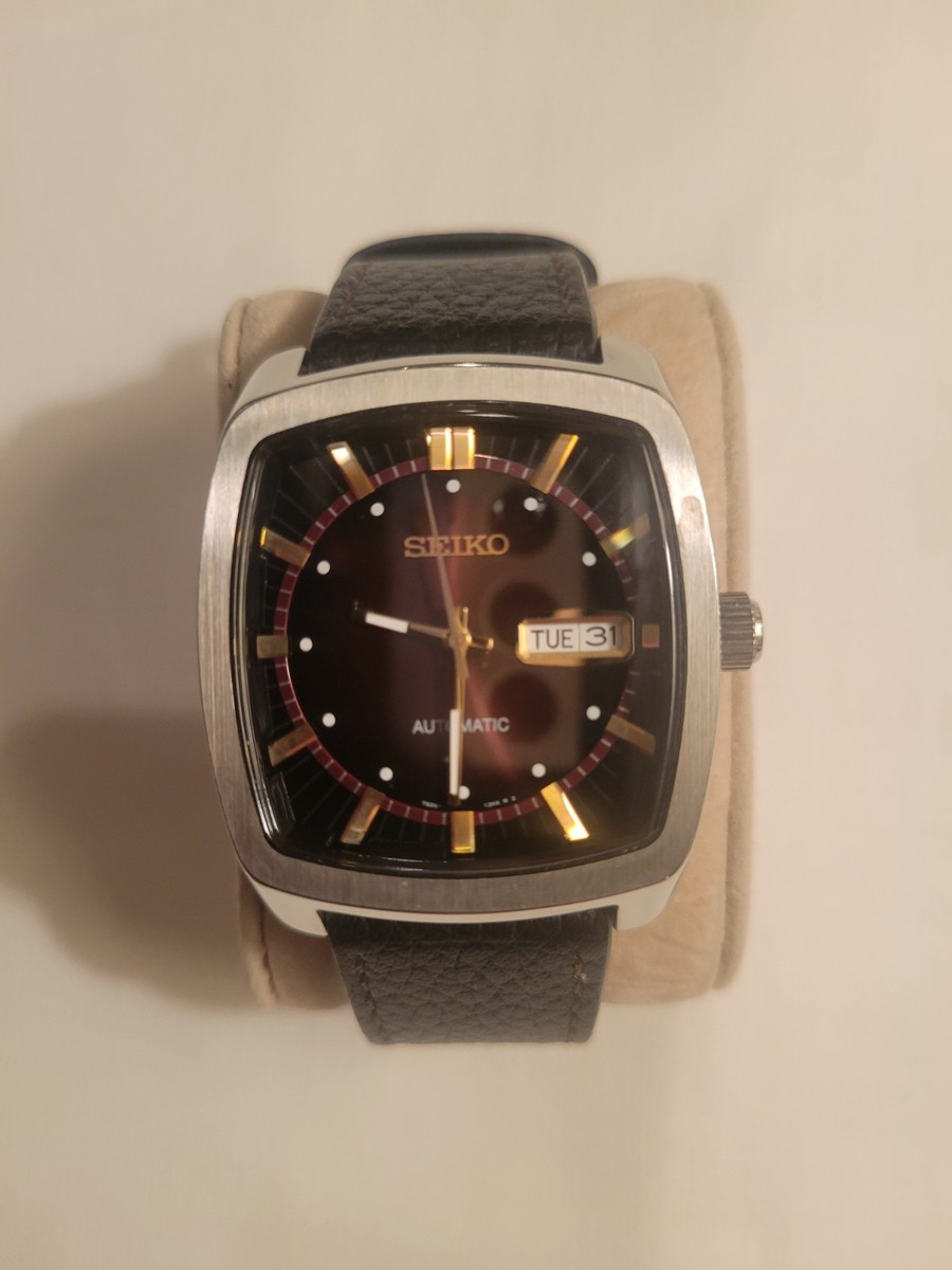 Seiko 7S26-04V0 Automatic Men's Watch Green Dial Cushion Case Day