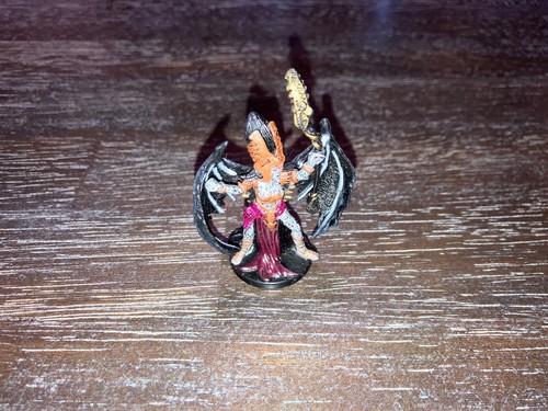 Lady Vol D&D Miniature Night Below mini Dungeons Dragons Pathfinder - Picture 2 of 2