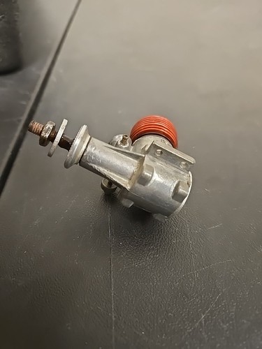 Vintage McCoy .09 Diesel Engine M5 - Picture 5 of 5