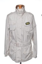 Barbour International Poids