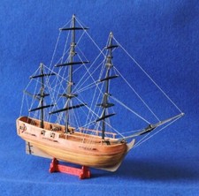 HMS Bounty "Le Piccole" Holzbausatz 1:100 - Einfache Modellbau-Option
