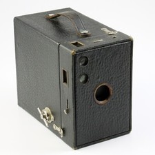 Kodak No. 2A Brownie Box Camera - Vintage Classic