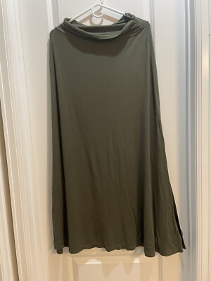 Bobeau Green Maxi Skirt Large side slit Elastic waist 30” length 41
