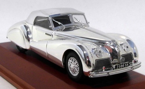 Atlas Editions 1/43 Scale 7 687 109 - Alfa Romeo 6C 2500 SS - Chrome - Picture 2 of 3