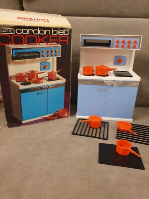 Vintage Combex Katies Spielzeit Spielzeug Cordon Bleu Kocher verpackt 