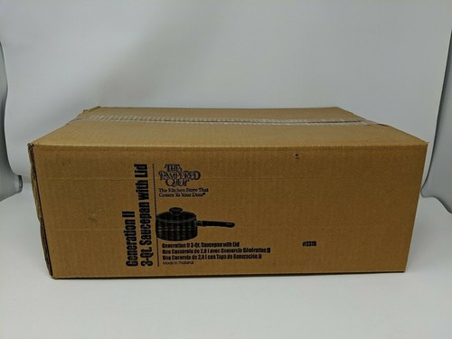 NOS Pampered Chef GENERAZIONE 2 II 3-Qt. PENTOLA CON COPERCHIO - INTERROTTA 2375 NUOVA - Foto 3 di 6