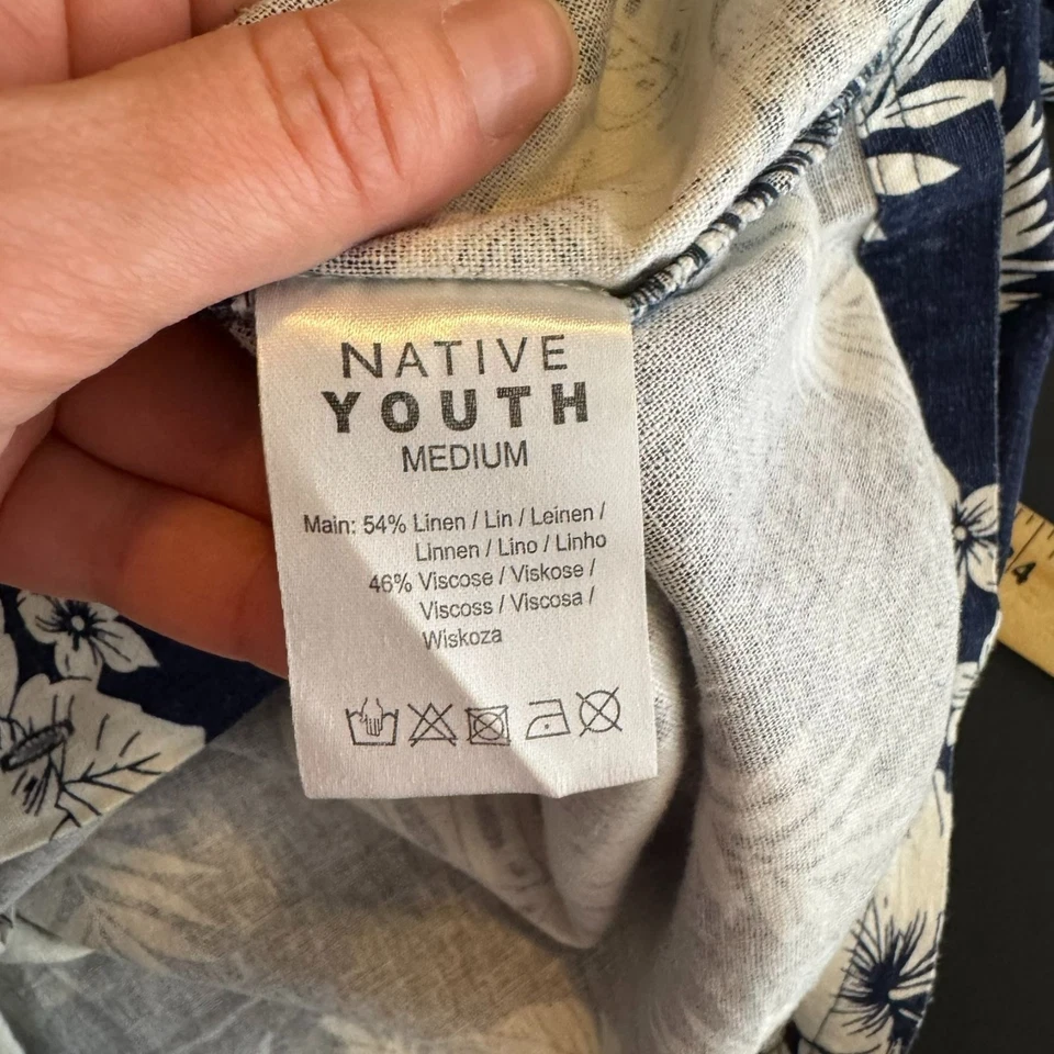 Native Youth Men's Navy Blue Hawaiian Print Short Sleeve Linen Shirt, Medium - Image 4 of 4