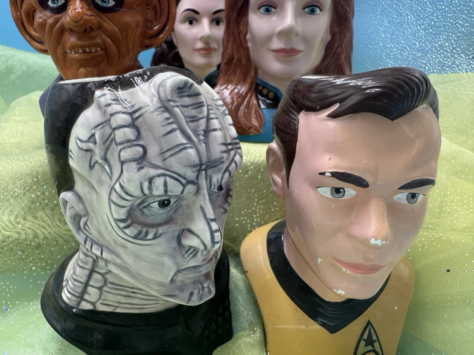 7 STAR TREK FIGURAL CERAMIC MUG APPLAUSE CUP LIMITED 1ST EDITION 1994 (As is) - Image 3 of 4