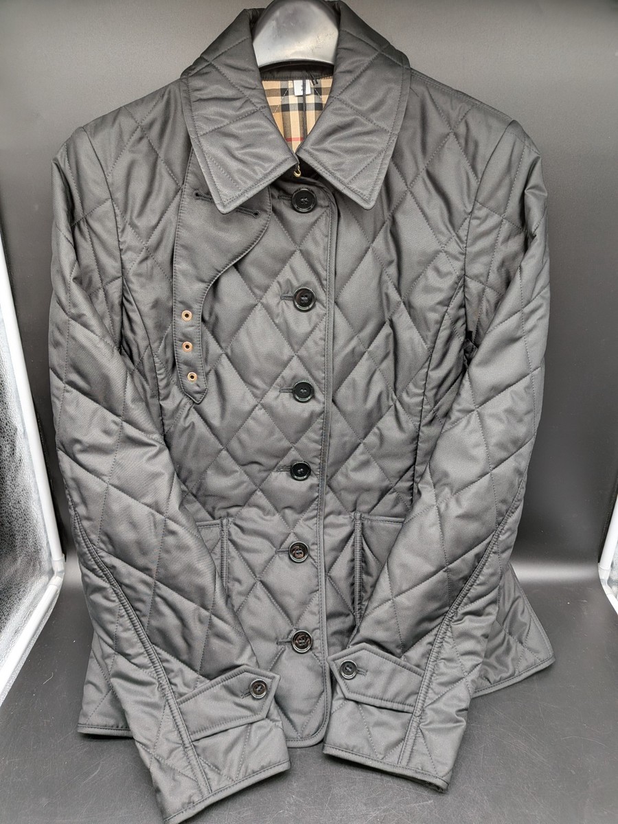 Burberry Fernleigh Thermoregulated Diamond Quilted Jacket Size