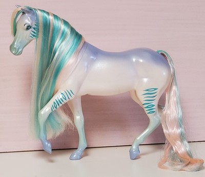 Fashion Star Fillies Royal Beauty Anya w/ blue Zebra Stripes Kenner 