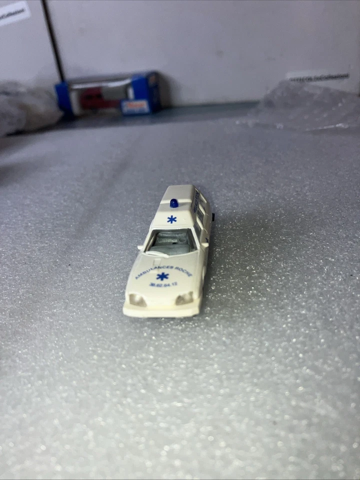 Praline Citroen CX Ambulance   1:87 H0 - Immagine 2 di 4