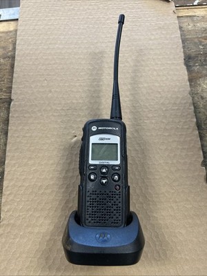 Motorola DTR650 Handheld Digital Two-Way Radio with Base only no cord
