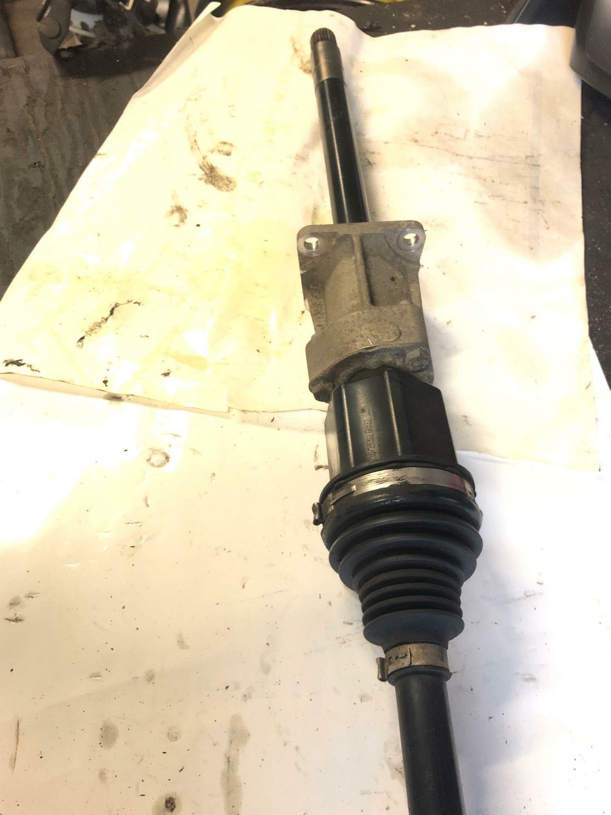 14 MASERATI Axle Shaft Left