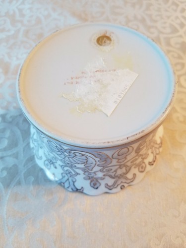 Ethan Allen Ceramic purple- lavendar decorative trinket jar w/ lid - Picture 5 of 11