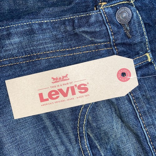 Levi's Men's 505 Regular Fit Straight Jeans Mens 32x30 Blue Denim NWT Xtra Thigh - Picture 2 of 10