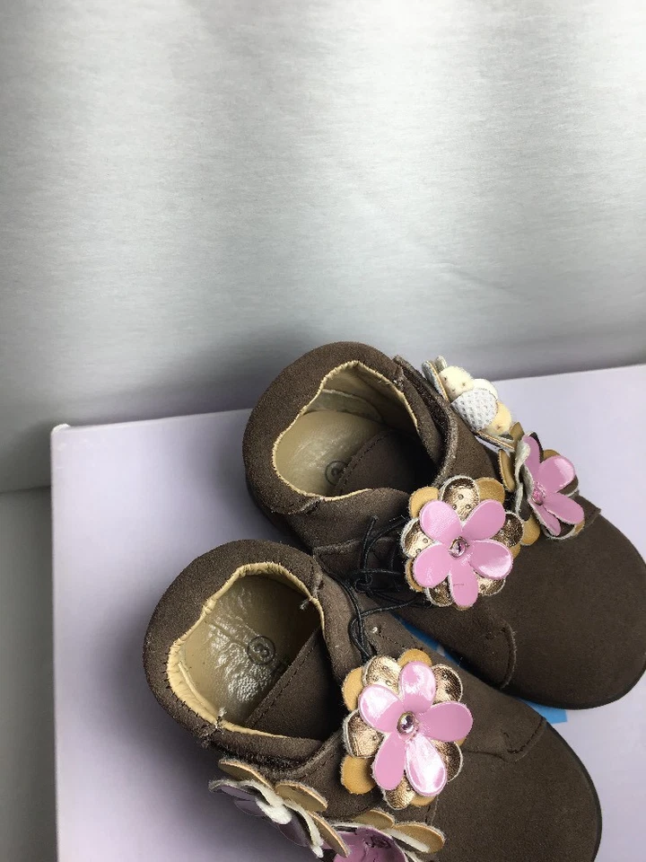 Botín Flor 3D The Children's Place Talla 3 Bebé Nuevo Foto 3 de 4