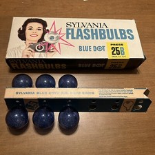 50s / 60s Sylvania Blue Dot Press 25B Camera Flashbulbs - Open Box 6 Bulbs