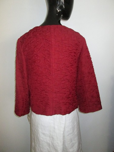 NWT KASPER Size 12 Deep Cinnabar Poly Rayon Crinkle Cropped Single Hook Jacket - Picture 5 of 6