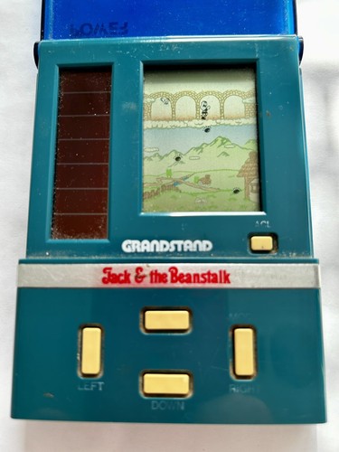 Grandstand Vintage LCD game * Jack And The Beanstalk * 1983 Solar Powered - Picture 2 of 4