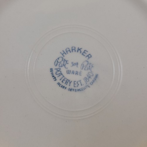 Placa de cerámica Harker de colección 8,5"" azul verde festoneada pintada a mano MCM - Imagen 6 de 6