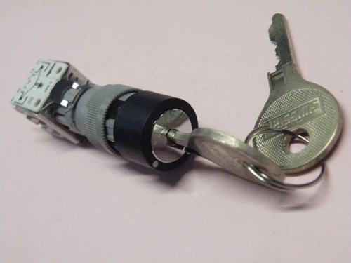 Quality Swiss Key Operated Switch 1ea NO & NC Contact On-Off Swisstac 41g  319