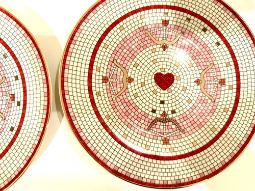 NWT- 2 Anthro Bistro Tile Valentine BOW & ARROW HEART Plate (set of 2) - Picture 3 of 5