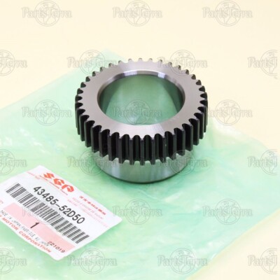 2003-2006 Suzuki XL-7 Rear Wheel Bearing Ring Retainer | Genuine