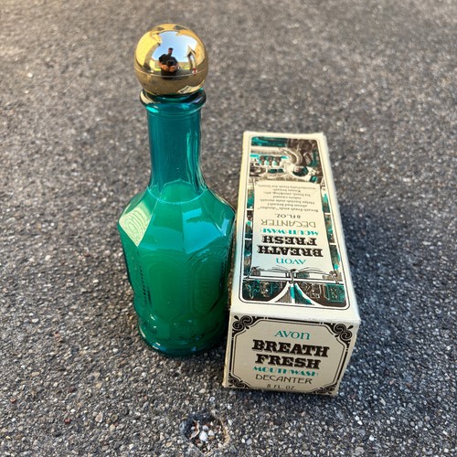 Vintage Avon Breath Fresh Mouthwash Decanter 8 oz with Original Apothecary Box - Picture 2 of 3