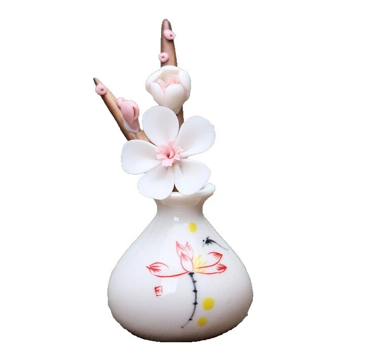 Porcelain Jungle Décor Sculptures & Figurines