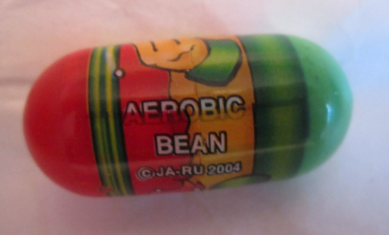 AEROBIC BEAN - Ja-Ru 2004 (Jumping Bean Toy)  RARE