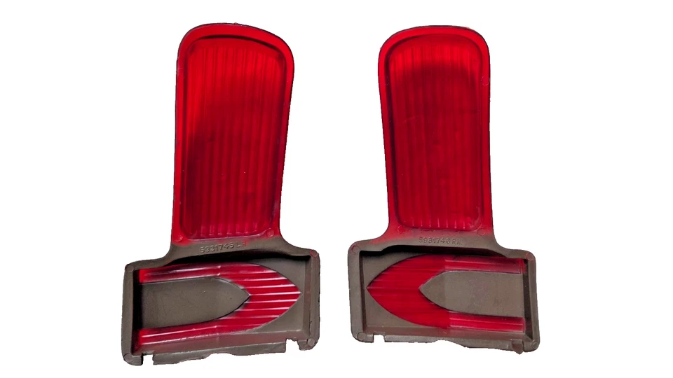 Buick All Super Roadmaster 1941 algunos 1941-1942 par de lentes especiales de cola izquierda/derecha Foto 2 de 4