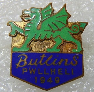 Butlin's Holiday Camp Pwllhelli 1949 "Green Dragon" Enamel Pin Badge