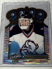 1999-00 Pacific Gold Crown Die-Cuts Dominik Hasek #5 Sport Hockey NHL Card
