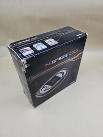Nokia N-Gage QD Console &ndash; PAL AU &ndash; Box, Manuals, Charger, Headset + Case 
