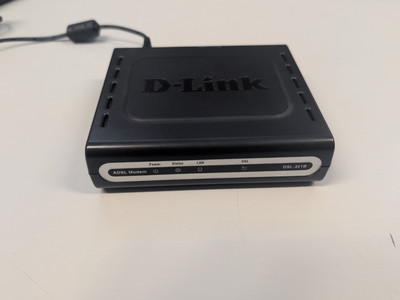 D-Link - Model DSL-321B ADSL2+ Ethernet Modem mit Kabel