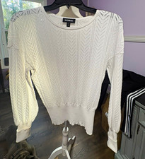 Express Women's White Chevron Knit Pullover Sweater Round Neck Sz XS