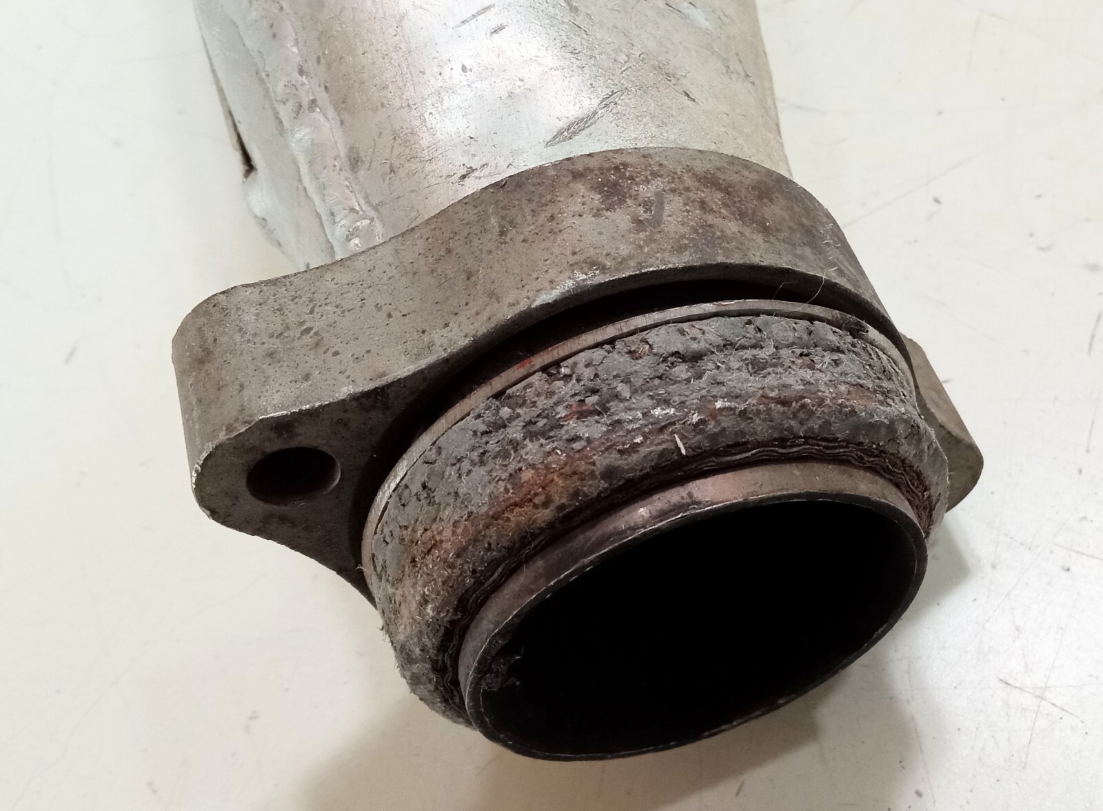 Ferrari Testarossa Engine Exhaust Header Manifold_Left Side_Front_125913_OE