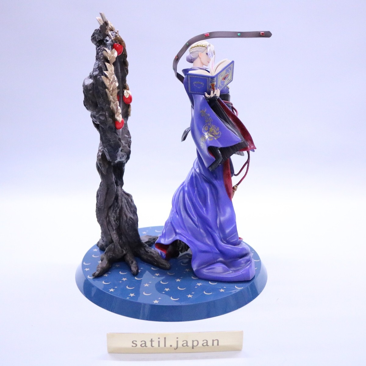 USED] Disney Twisted Wonderland Vil Schoenheit 1/8 Figure ANIPLEX