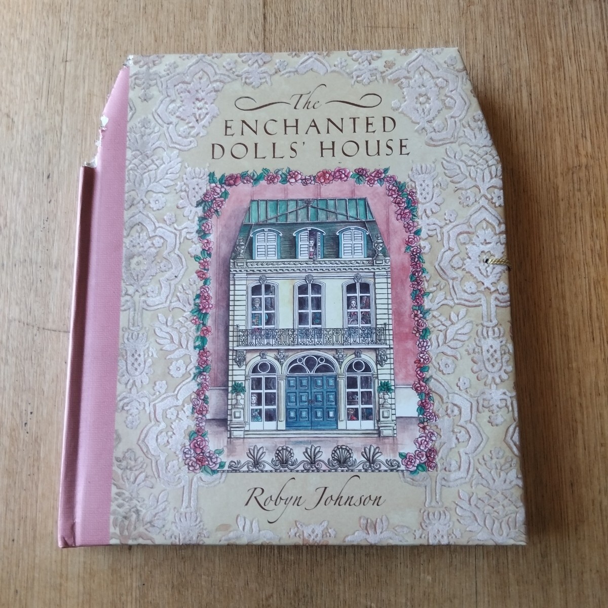 The Enchanted Doll's House by Robyn Johnson (Hardcover, 2005 The Enchanted Doll's House by Robyn Johnson (Hardcover, 2005