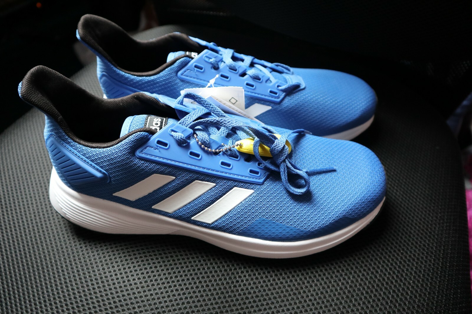 adidas sporthose kurz mit reißverschluss