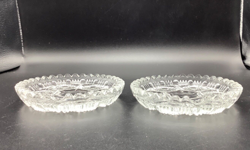 Vintage Clear Glass Ashtrays Italian MCM Hobstar Clear Pressed Geometric, Set 2 - Picture 2 of 4