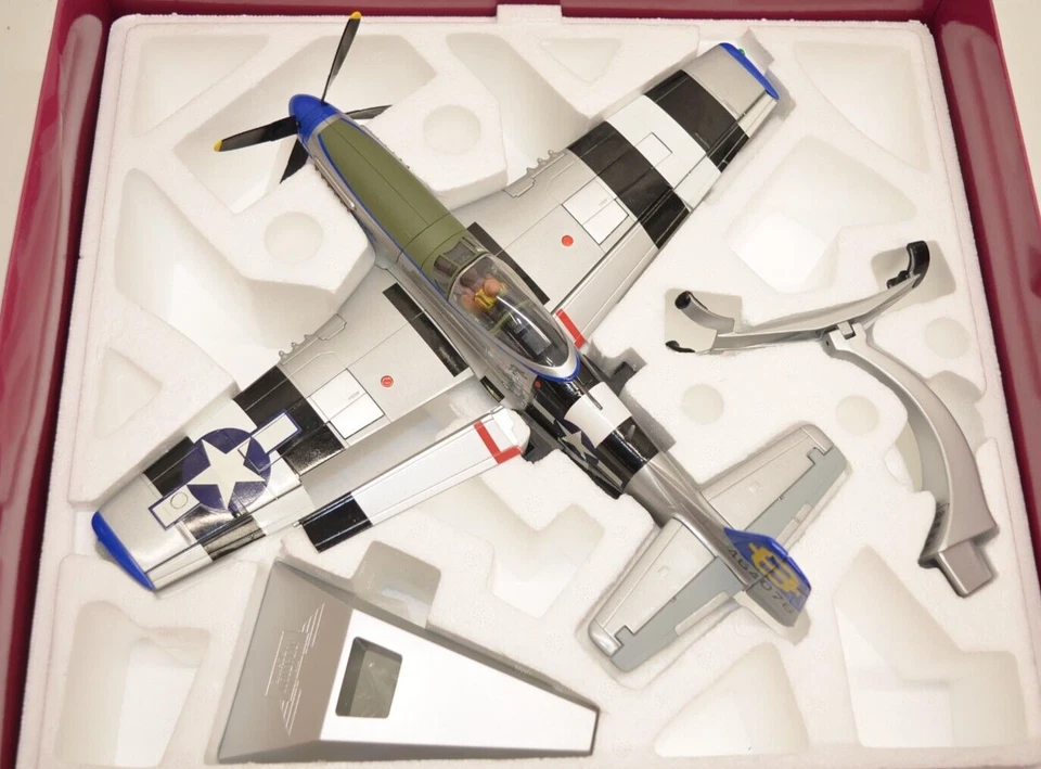 Corgi North American P-51D Mustang, 'Jumpin Jacques', 3rd FS/5th. AA34404. 1/32. - Image 4 of 4