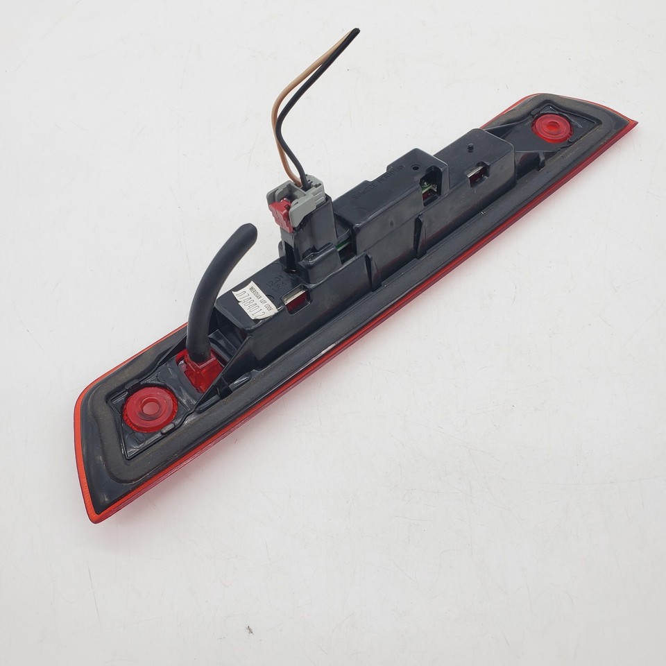 05 06 07 08 09 10 Jeep Grand Cherokee Third Brake Light LED 3rd High