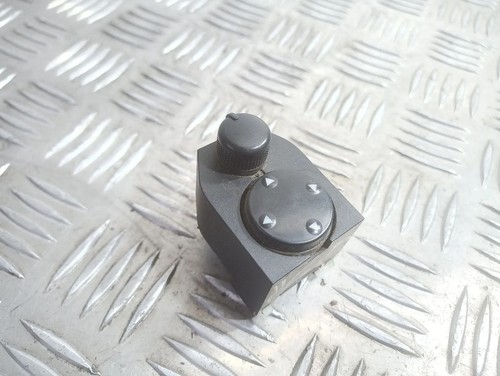 Audi A4 S4 B5 8D 1997 Schalter Versteller Außenspiegel 8D0959565A UST100801