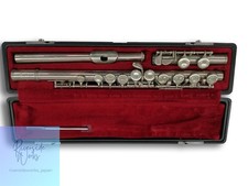 Yamaha Flute YFL-211 Professional Musical Instrument