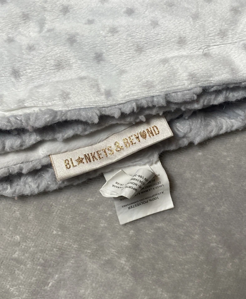 Cobertores & Beyond Baby Cobertor Estrela Branco Reversível Cinza Minky Redemoinho Roseta - Imagem 3 de 4