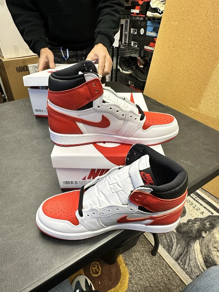 Размер 8,5 - Jordan 1 ретро оригинальный высокого наследия, совершенно новый/DS! - Изображение 3 из 4