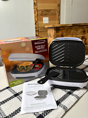 Brentwood TS-605 Contact Grill & Panini Press 750W White Non-Stick Drip Tray