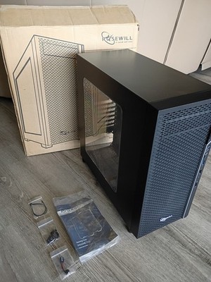 Rosewill Magnetar Mid Tower Gaming PC Case ( ATX  / Micro-ATX / Mini-ITX )